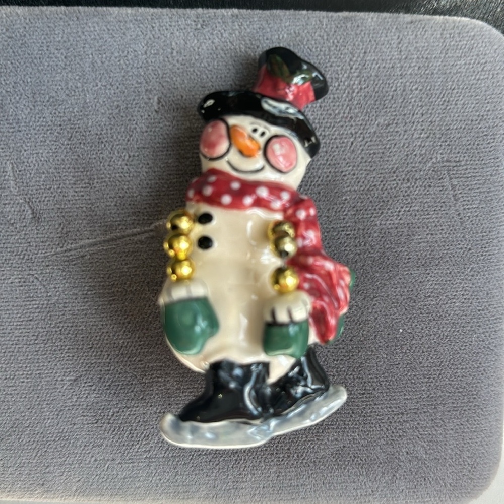 Heather Goldmic Snowman Brooch
